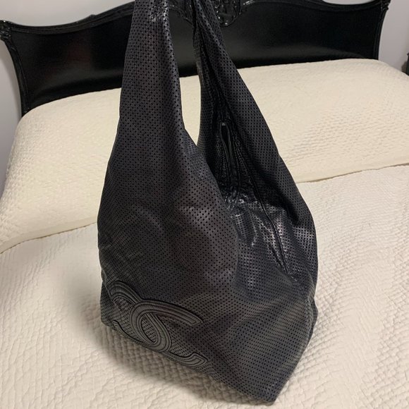 CHANEL JUMBO MESSENGER BAG - Picture 3 of 6